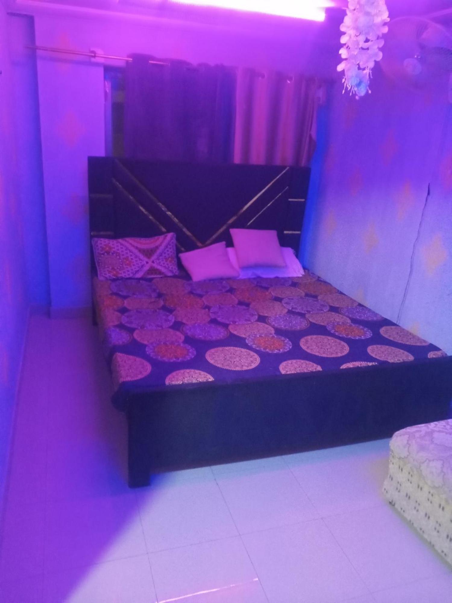 Aj Room Service Civic Center Rawalpindi Ngoại thất bức ảnh