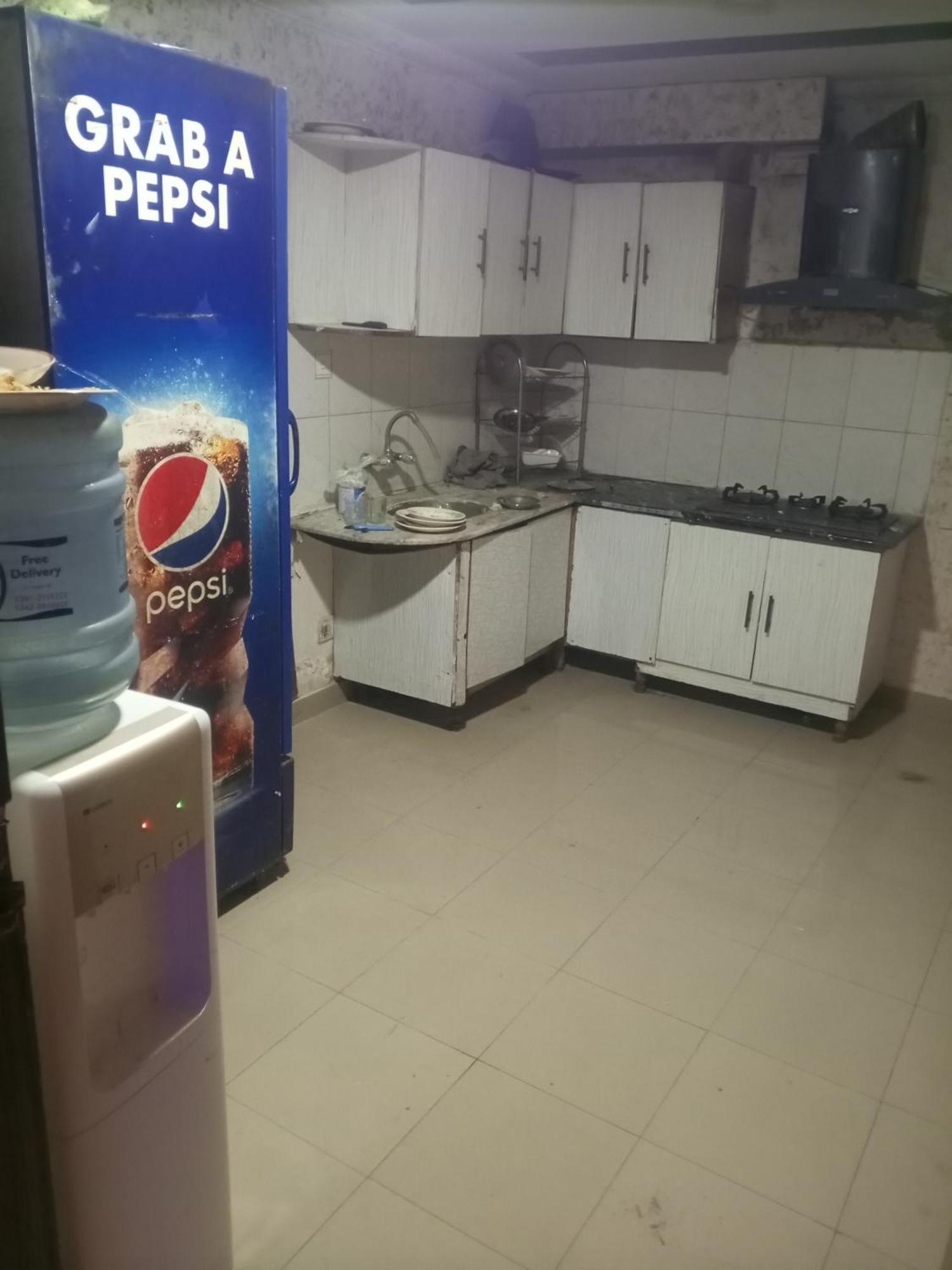Aj Room Service Civic Center Rawalpindi Ngoại thất bức ảnh